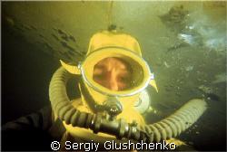 Ice diving with old equipment by Sergiy Glushchenko 